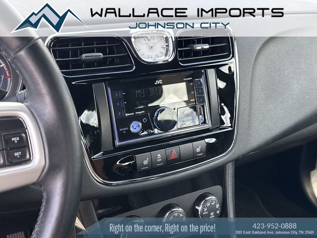 2014 Chrysler 200 Limited
