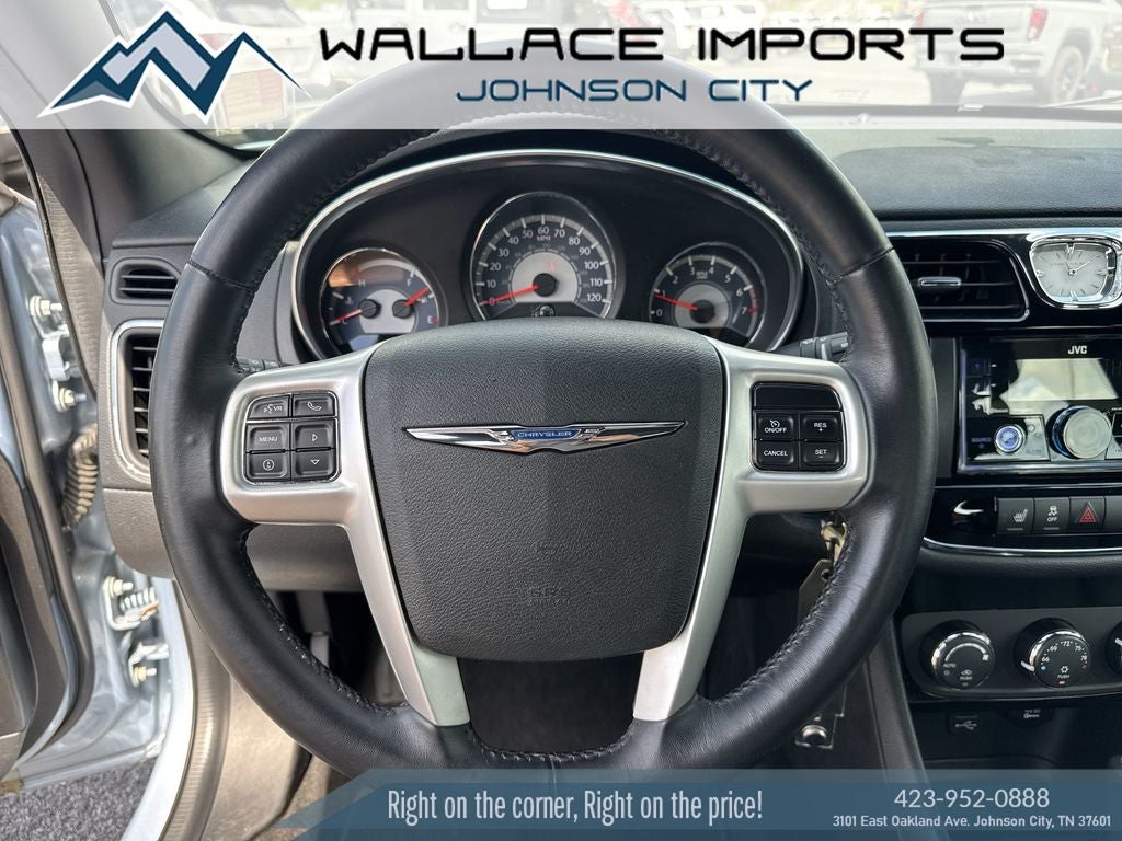 2014 Chrysler 200 Limited