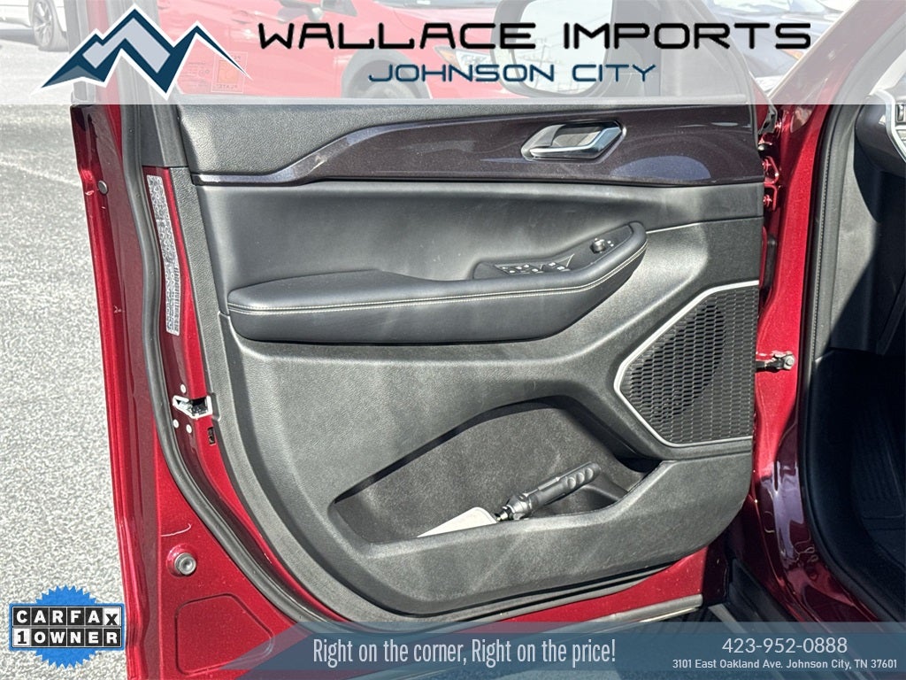 2022 Jeep Grand Cherokee L Laredo