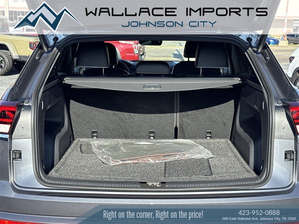 2024 Volkswagen Atlas Cross Sport 2.0T SEL Premium R-Line