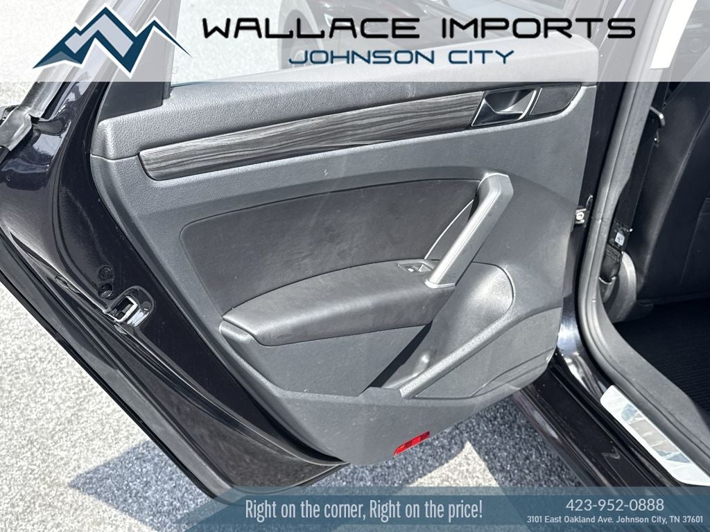 2020 Volkswagen Passat 2.0T R-Line