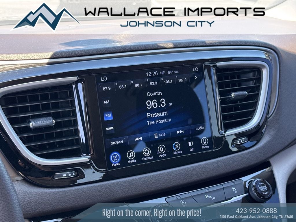 2017 Chrysler Pacifica Touring L