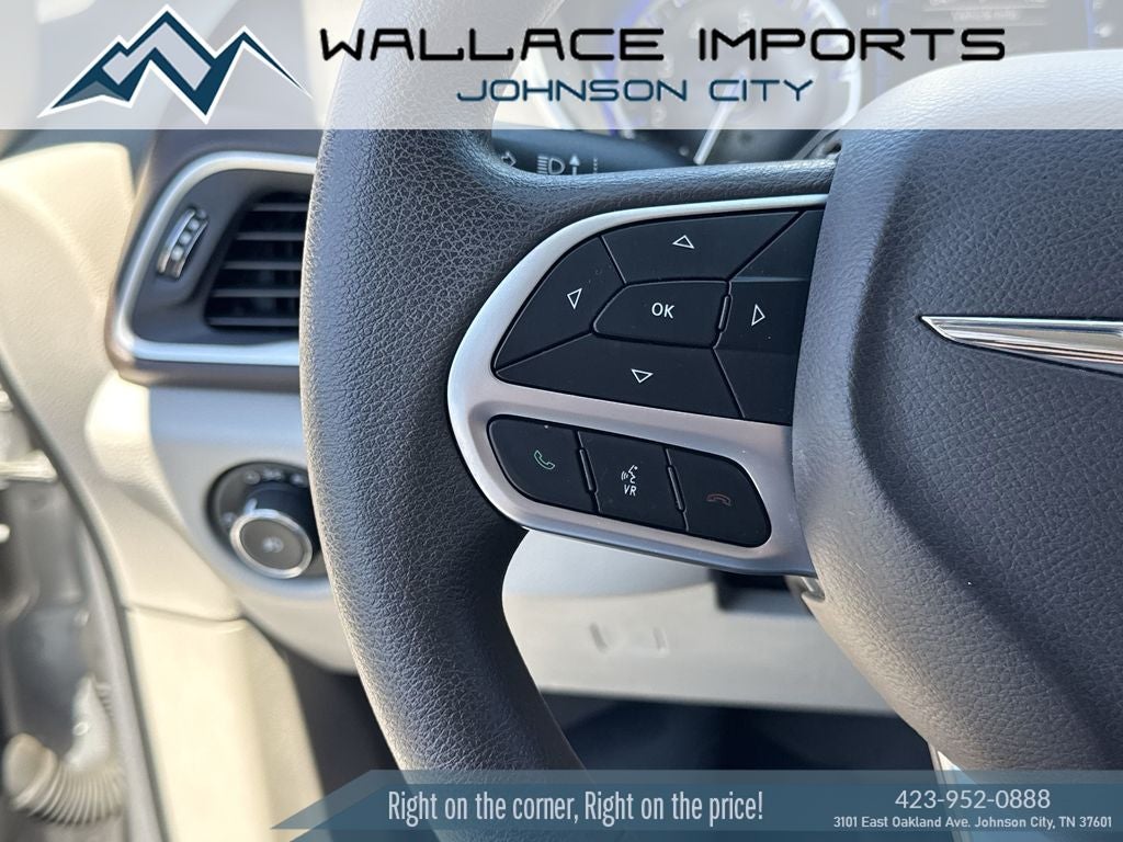 2017 Chrysler Pacifica Touring L