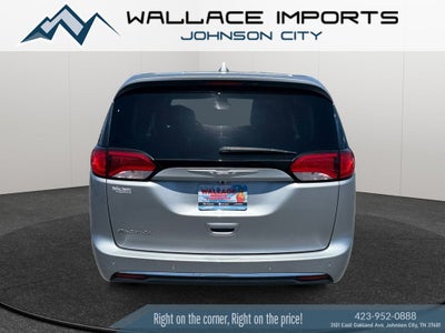 2017 Chrysler Pacifica Touring L