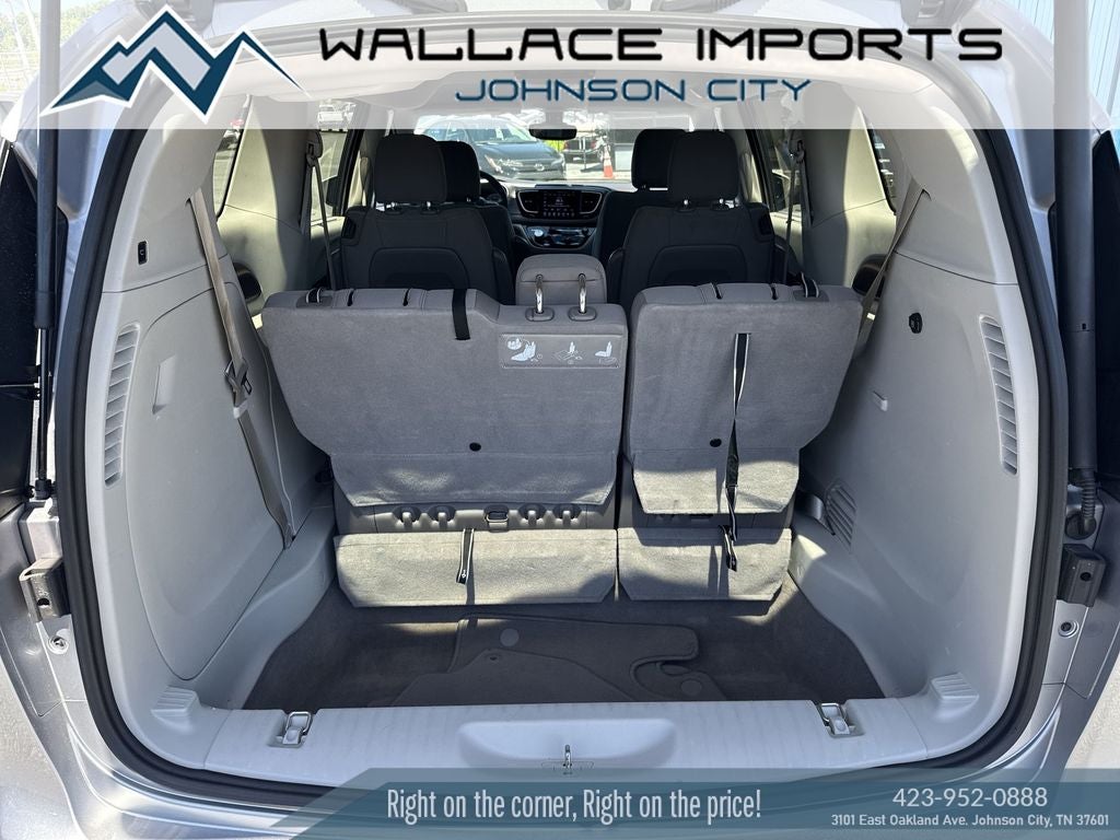 2017 Chrysler Pacifica Touring L