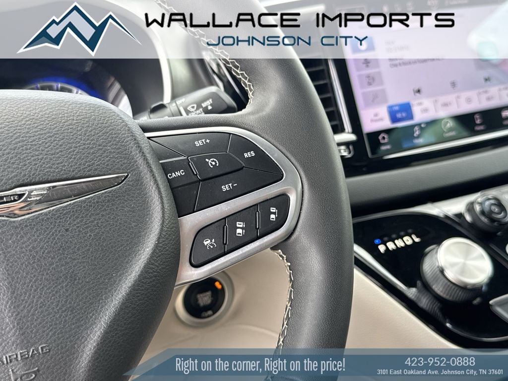 2022 Chrysler Pacifica Touring L