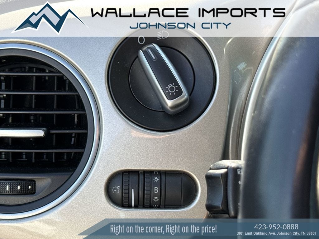 2013 Volkswagen Beetle 2.5L