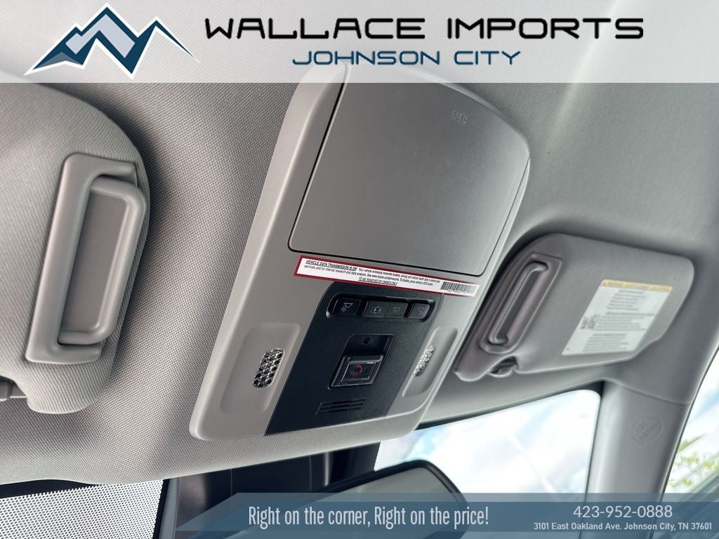 2020 Toyota Camry Hybrid XLE