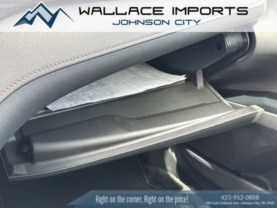 2020 Toyota Camry Hybrid XLE