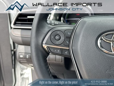 2020 Toyota Camry Hybrid XLE