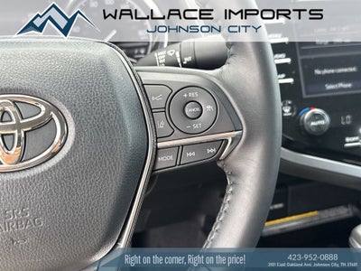 2020 Toyota Camry Hybrid XLE