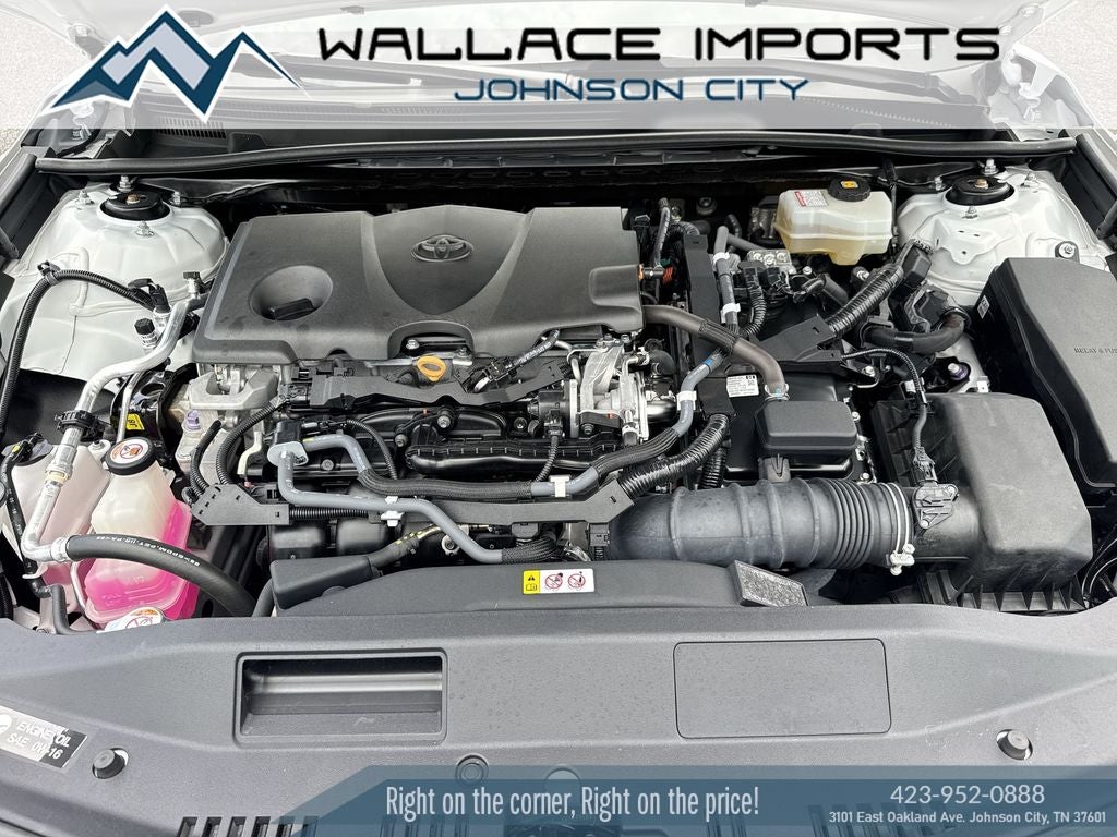 2020 Toyota Camry Hybrid XLE