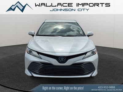 2020 Toyota Camry Hybrid XLE