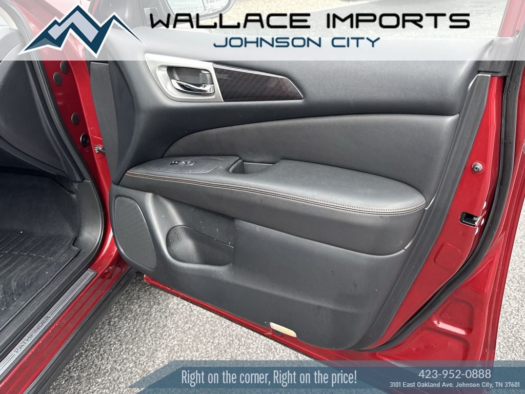 2020 Nissan Pathfinder SL