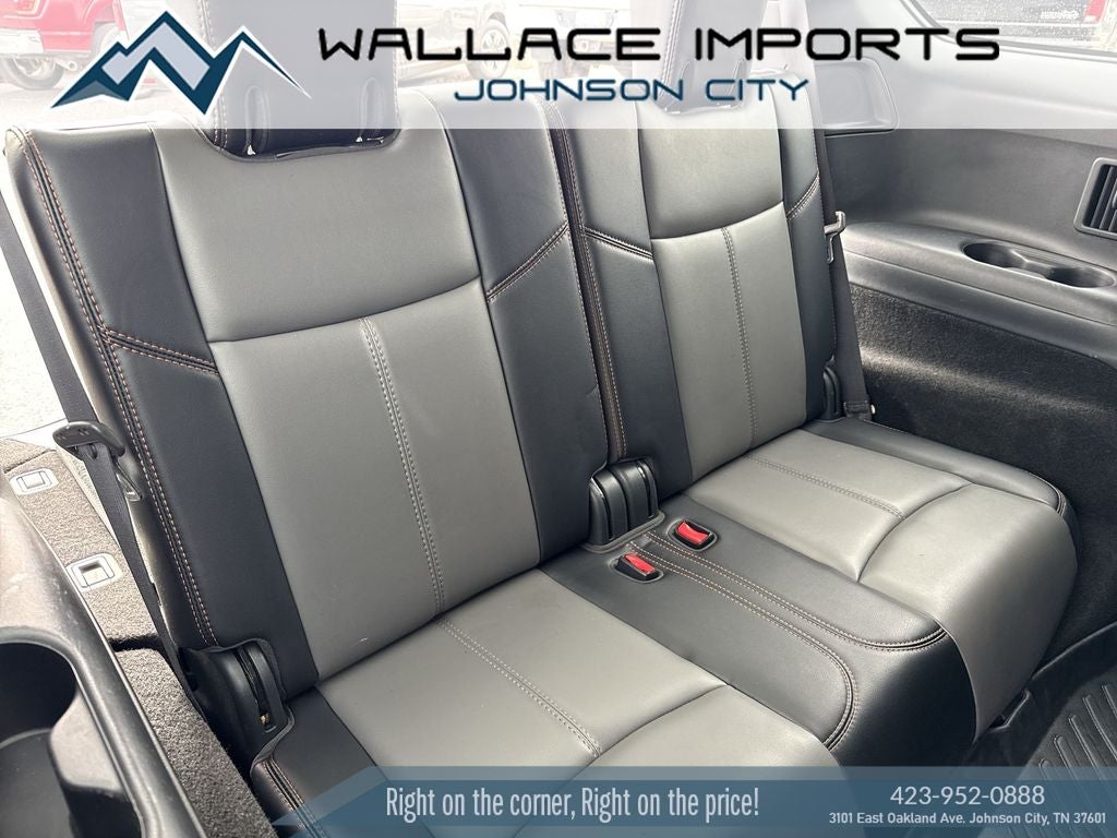 2020 Nissan Pathfinder SL