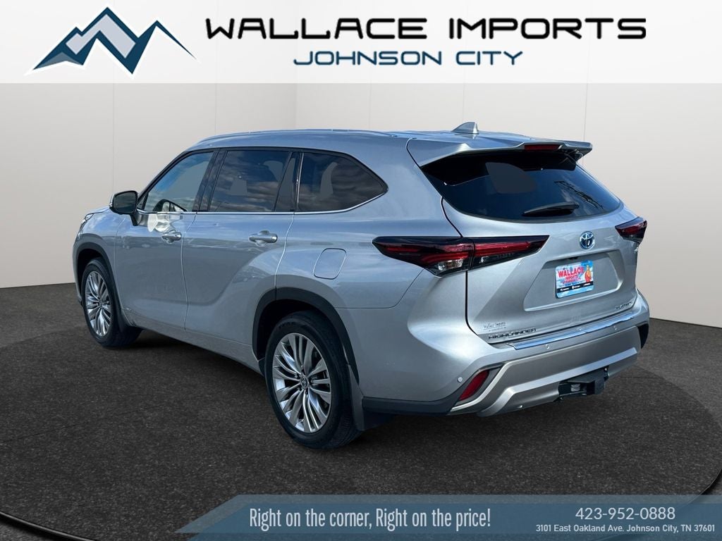 2024 Toyota Highlander Hybrid Platinum