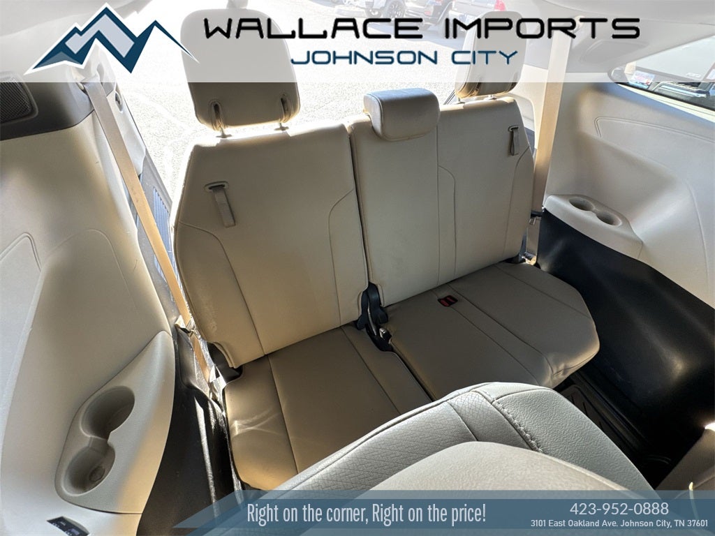 2021 Toyota Sienna XLE 7 Passenger