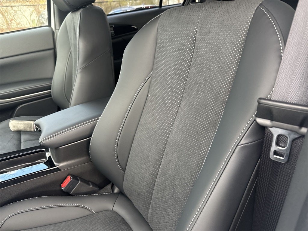 2026 Mitsubishi Eclipse Cross SE