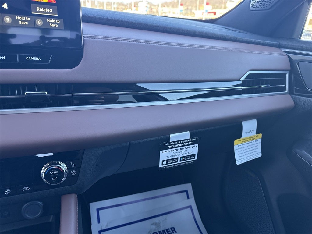 2025 Mitsubishi Outlander SEL