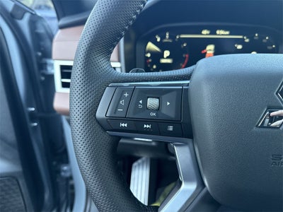 2025 Mitsubishi Outlander SEL