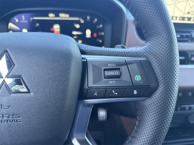 2025 Mitsubishi Outlander SEL