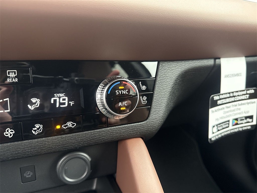 2026 Mitsubishi Outlander SEL