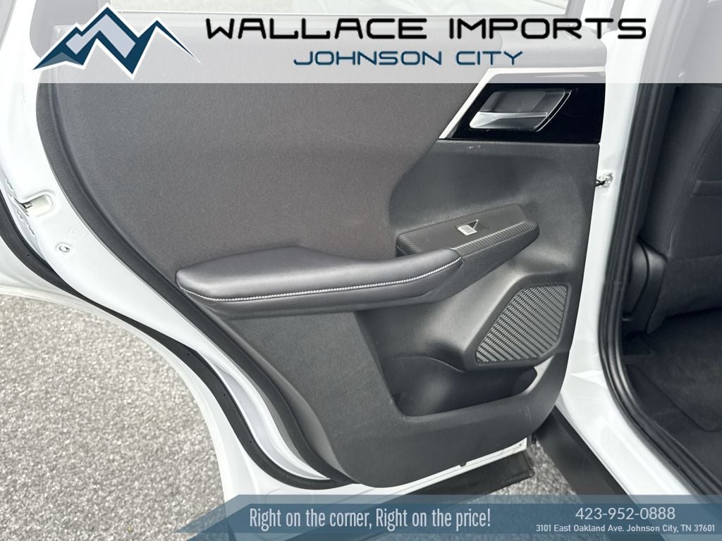 2024 Mitsubishi Outlander ES