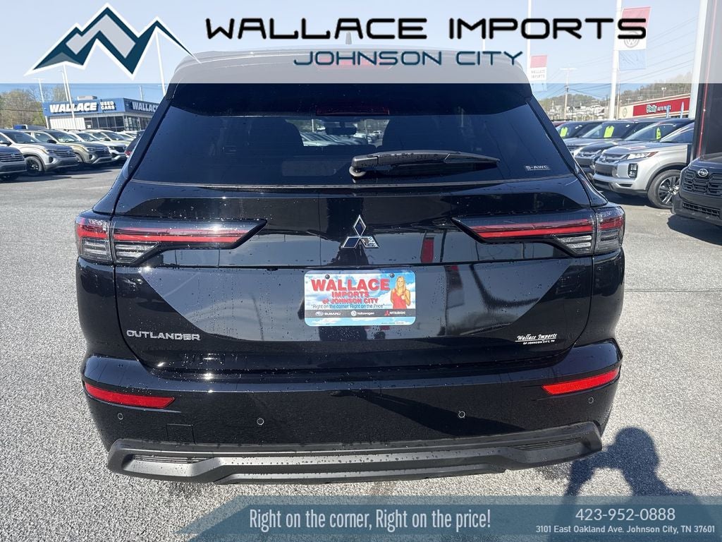 2026 Mitsubishi Outlander ES