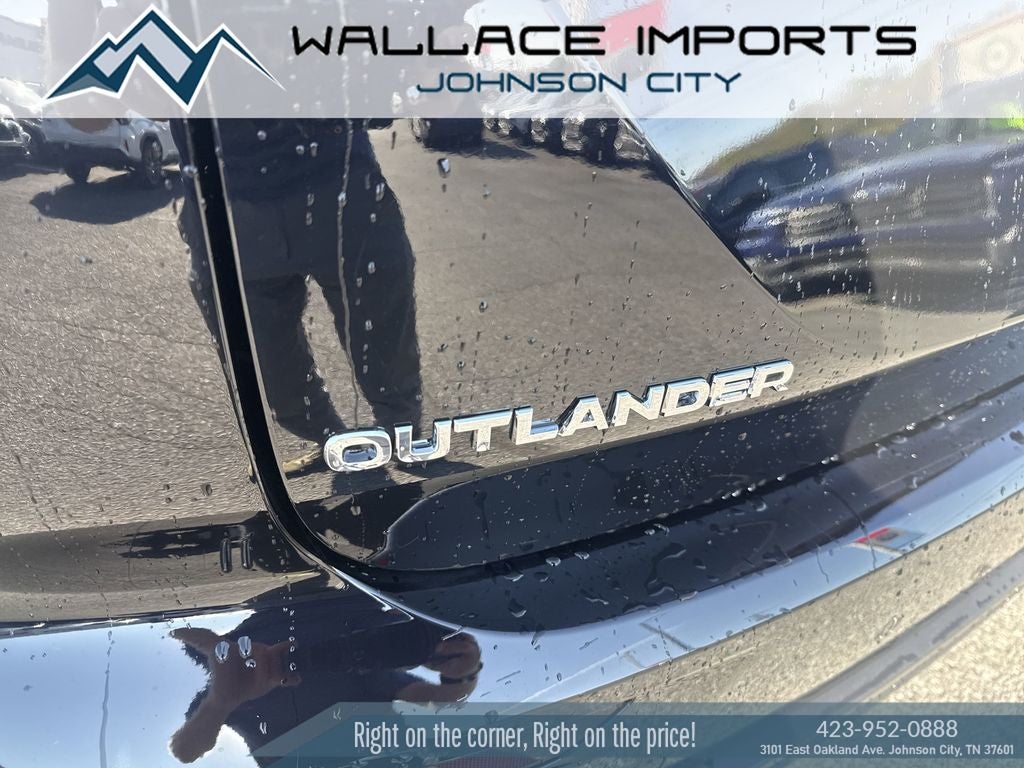 2026 Mitsubishi Outlander ES