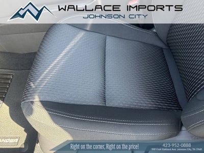 2026 Mitsubishi Outlander ES