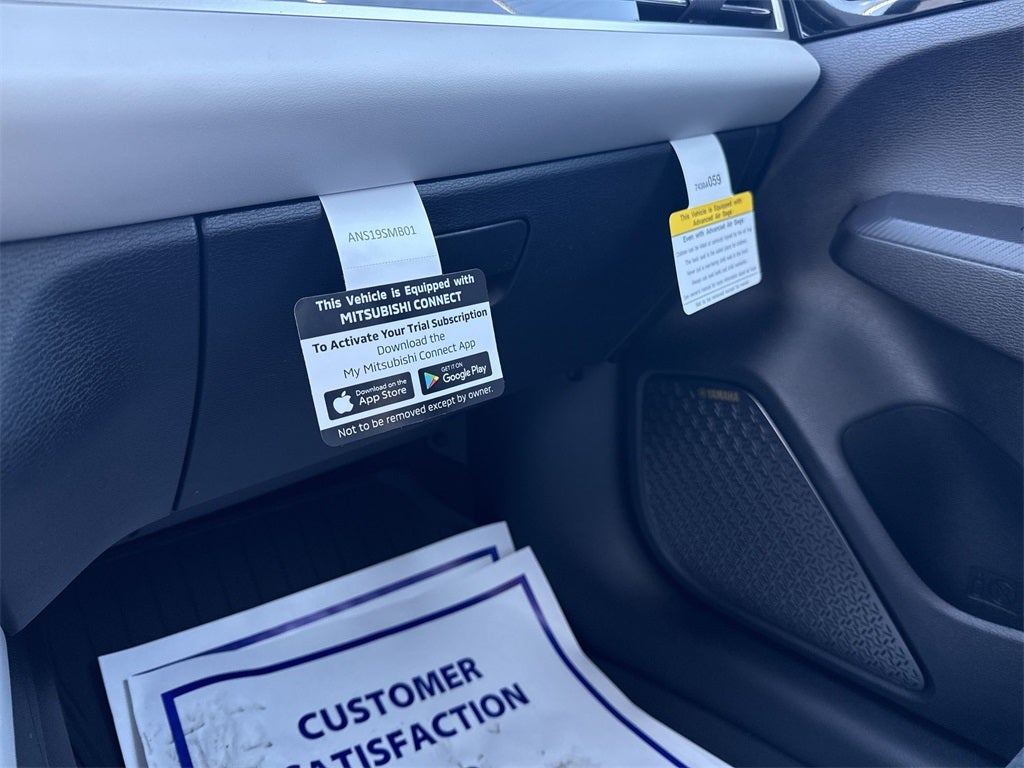 2025 Mitsubishi Outlander SE