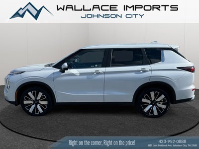 2025 Mitsubishi Outlander SE