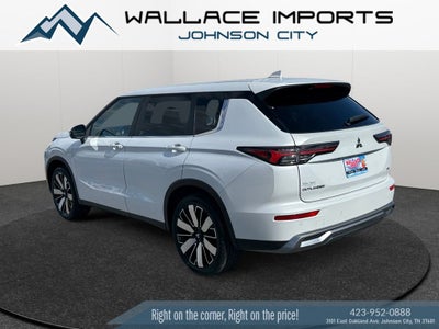 2025 Mitsubishi Outlander SE