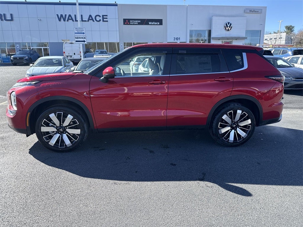 2025 Mitsubishi Outlander SE