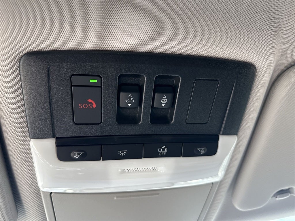 2025 Mitsubishi Outlander PHEV SE