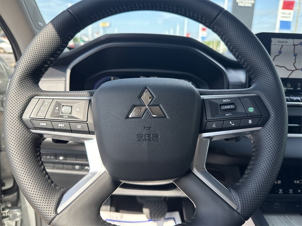 2025 Mitsubishi Outlander PHEV SE