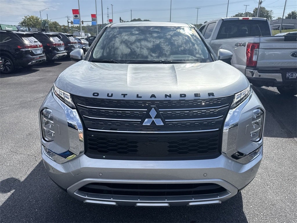 2025 Mitsubishi Outlander PHEV SE