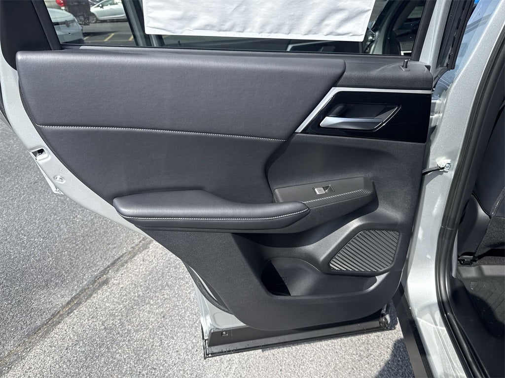 2025 Mitsubishi Outlander PHEV SE