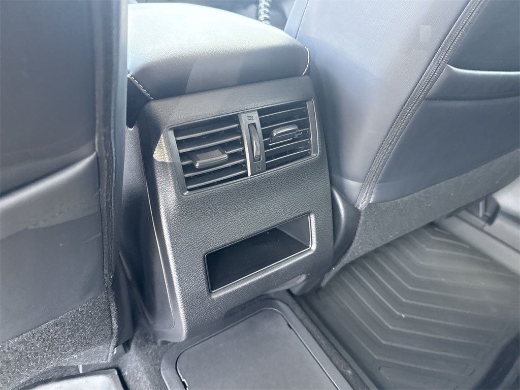 2025 Mitsubishi Outlander PHEV SE