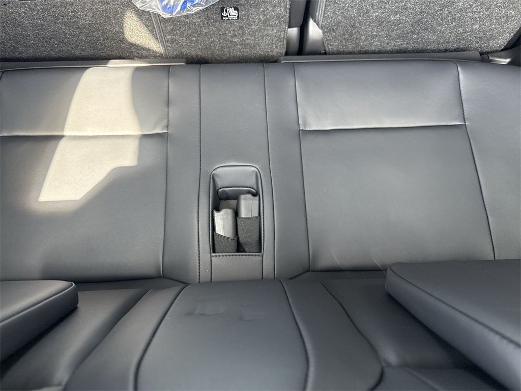 2025 Mitsubishi Outlander PHEV SE