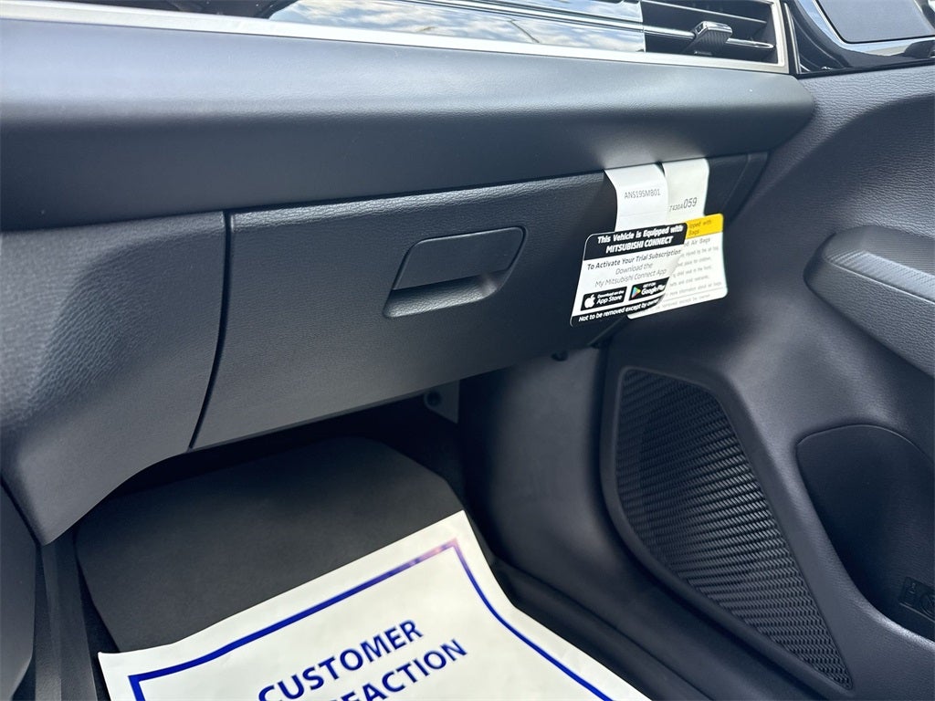 2025 Mitsubishi Outlander PHEV SE