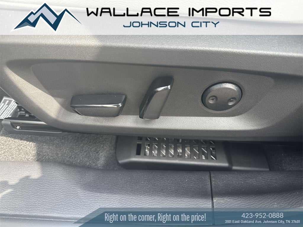 2025 Mitsubishi Outlander PHEV SEL Platinum Edition