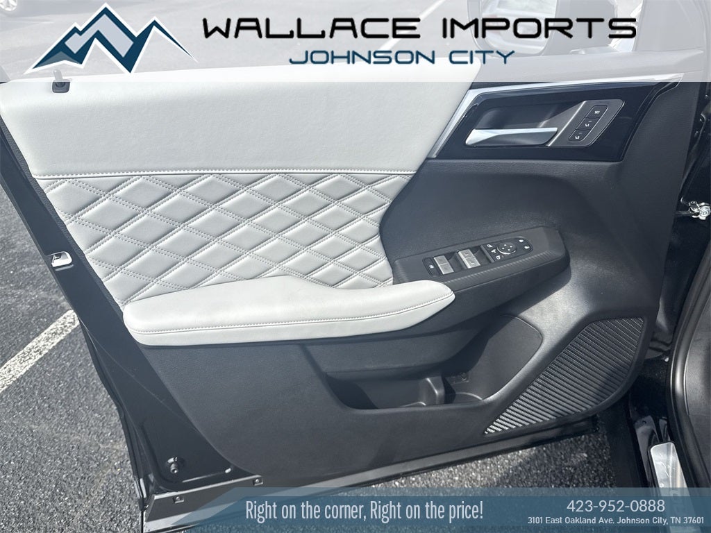 2025 Mitsubishi Outlander PHEV SEL Platinum Edition