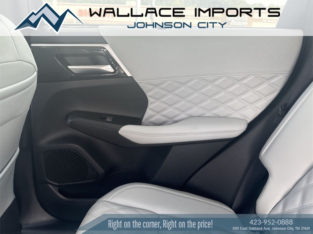 2025 Mitsubishi Outlander PHEV SEL Platinum Edition