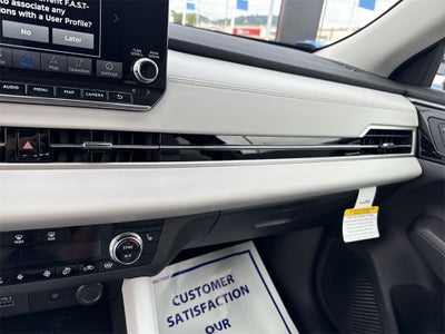 2025 Mitsubishi Outlander PHEV SEL