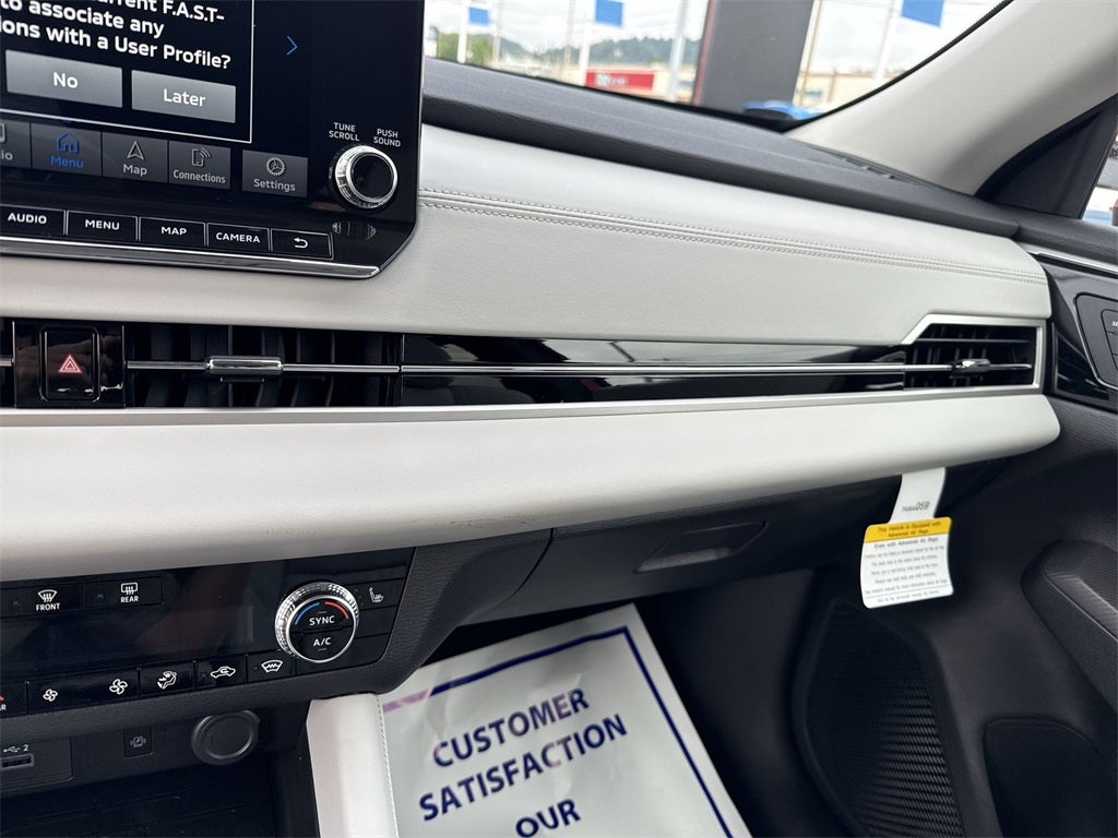 2025 Mitsubishi Outlander PHEV SEL