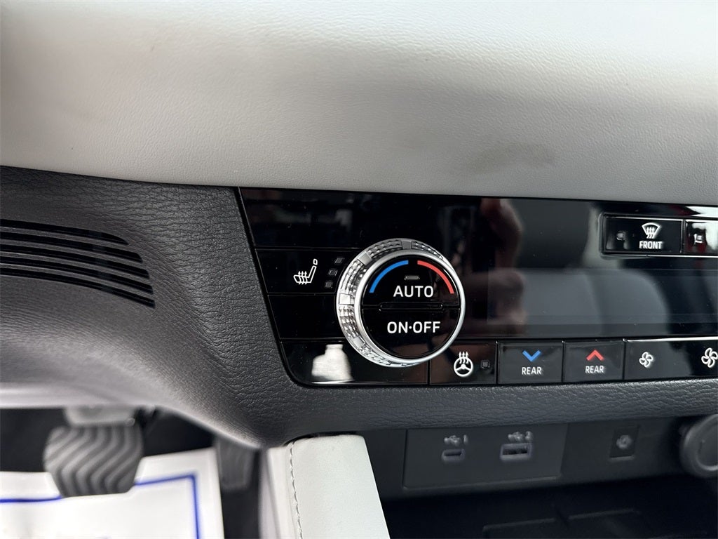 2025 Mitsubishi Outlander PHEV SEL