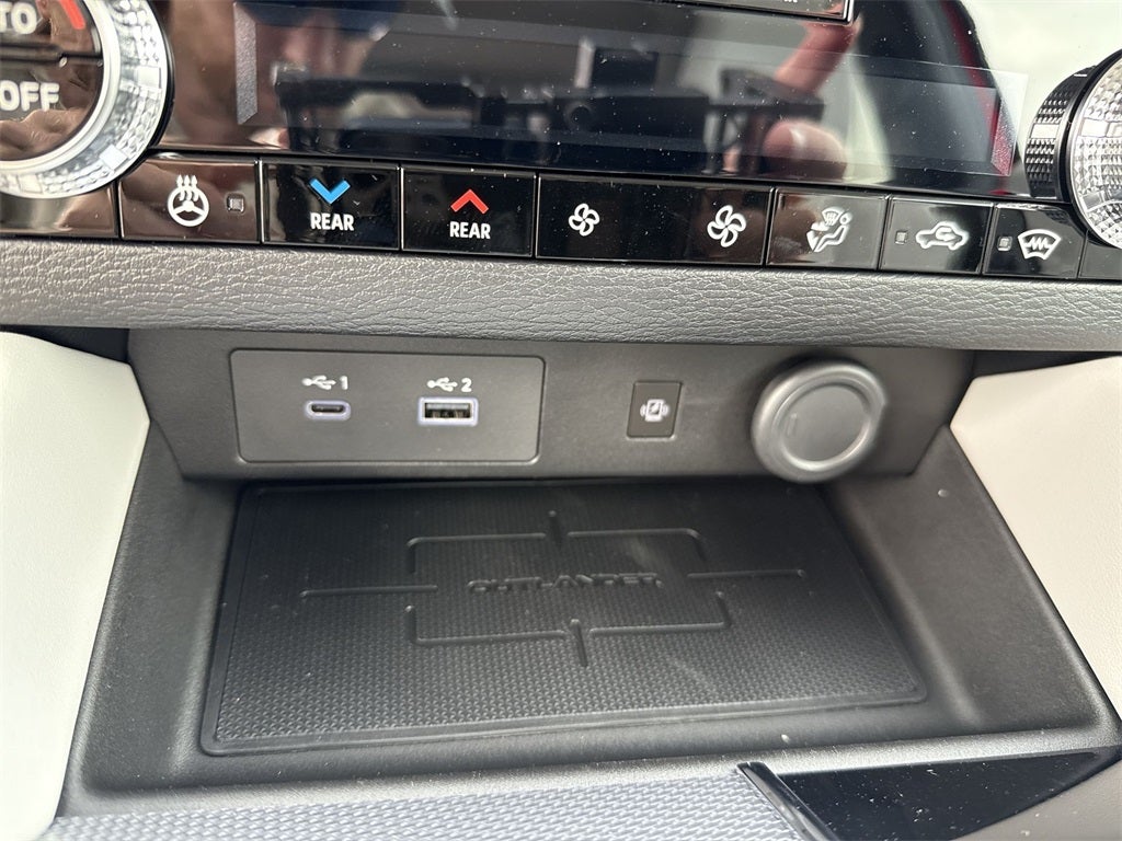 2025 Mitsubishi Outlander PHEV SEL