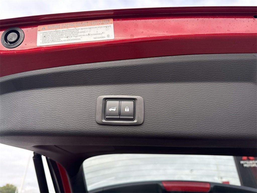 2025 Mitsubishi Outlander PHEV SEL