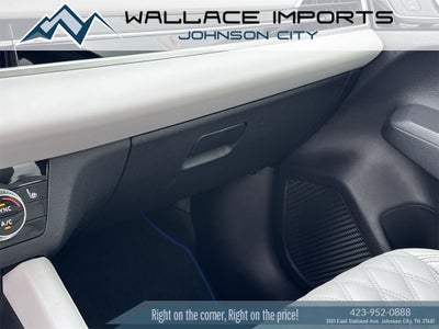 2024 Mitsubishi Outlander PHEV SEL Platinum Edition